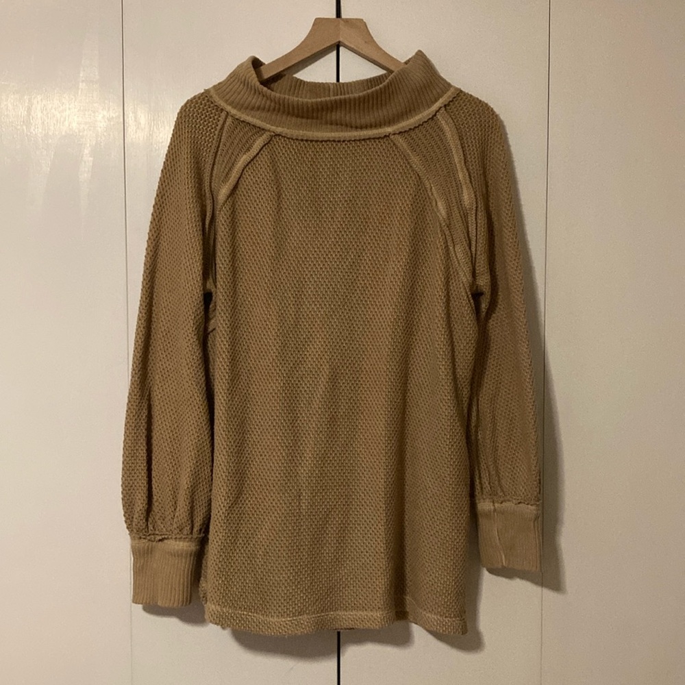 We The Free She’s a Keeper Sweater